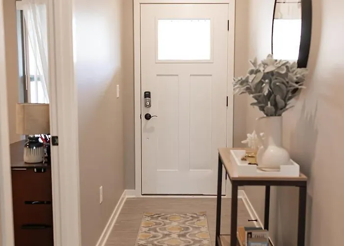 New 2 Bed With Office In *